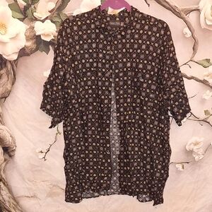 Women's Black and Gold Patterned Top